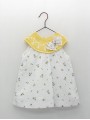 Vestido estampado con capacete de punto