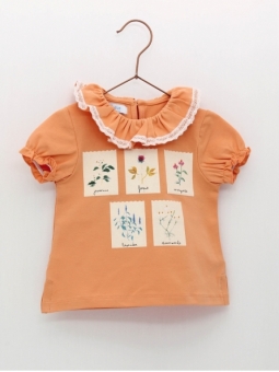 T-shirt pescoço volante com estampado flores