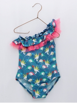 Girl swimwear