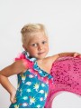 BaÃ±ador inteiro com decote asimÃ©trico estampado papagaios e detalhes em tul fluor