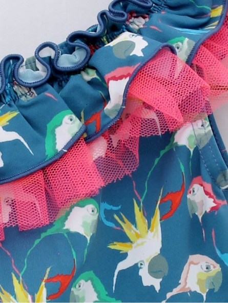 BaÃ±ador entero con escote asimÃ©trico estampado loros y detalles en tul fluor