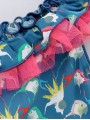 BaÃ±ador inteiro com decote asimÃ©trico estampado papagaios e detalhes em tul fluor
