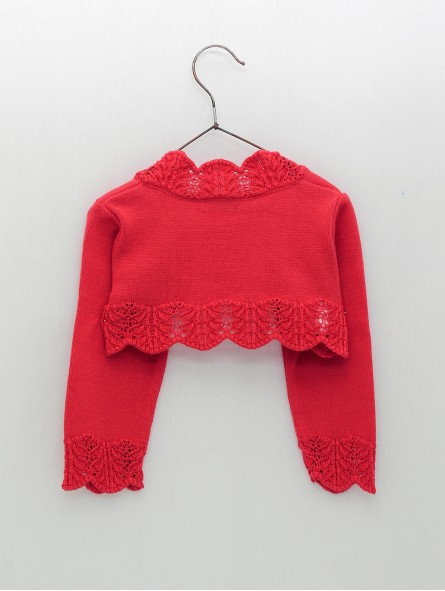 Chaqueta con ondas y calados