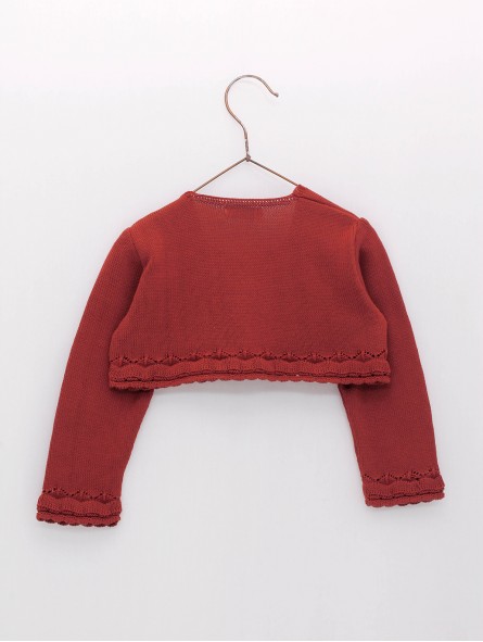 Chaqueta escote semicuadrado empiece ondas