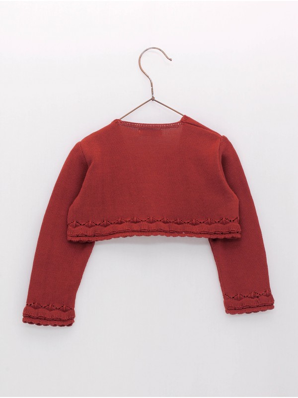 Chaqueta escote semicuadrado empiece ondas