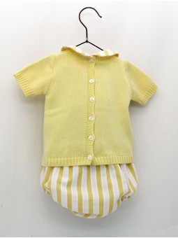Baby boy set of yellow jumper and striped bloomers