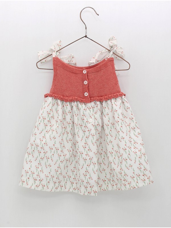 Vestido vuerpo punto y flores