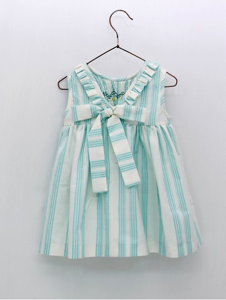 Vestido listras com ninho de abeja