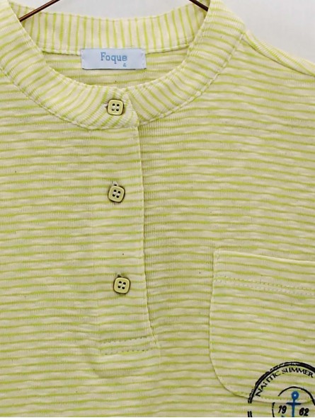 Camiseta rayas cuello mao