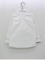 Camisa branca pescoço camisero