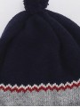 Gorro con greca y pompón
