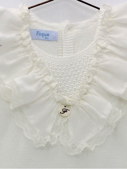 Knitted dress with Valenciennes lace