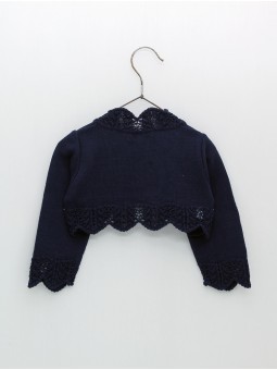 Chaqueta con ondas y calados