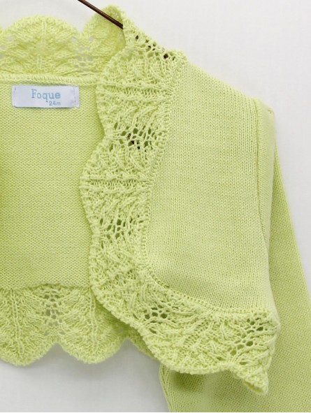 Chaqueta con ondas e calados