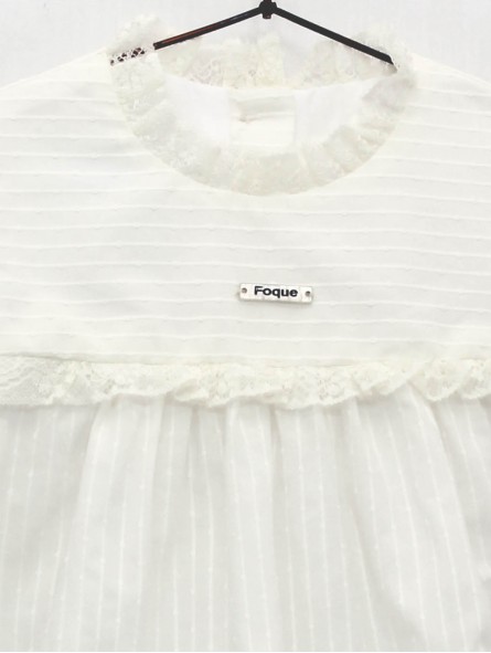 Betania Valenciennes lace babygrow