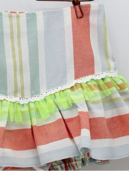 Girls’ striped shorts