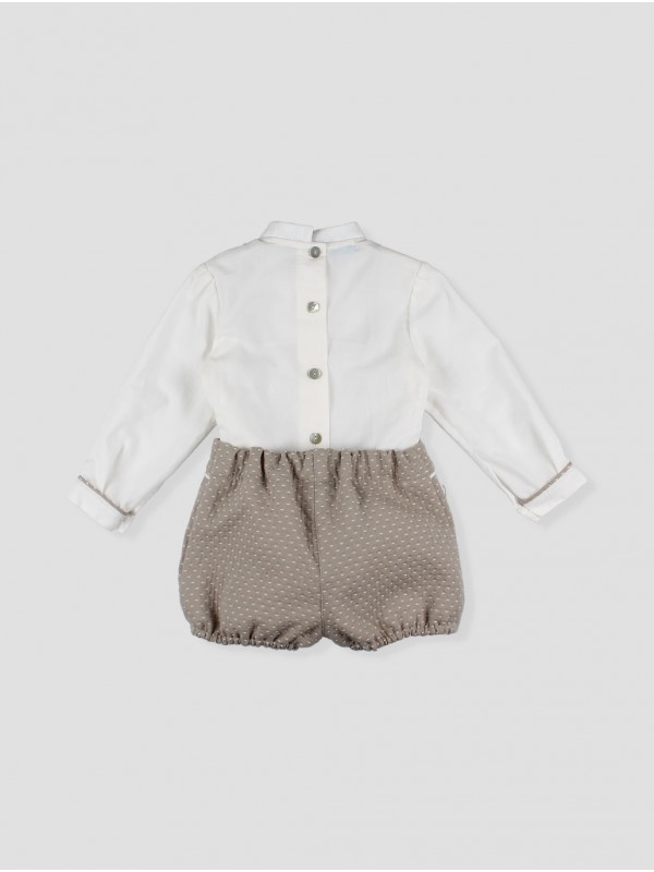 Conjunto blusa batista y pantalón corto pinzas