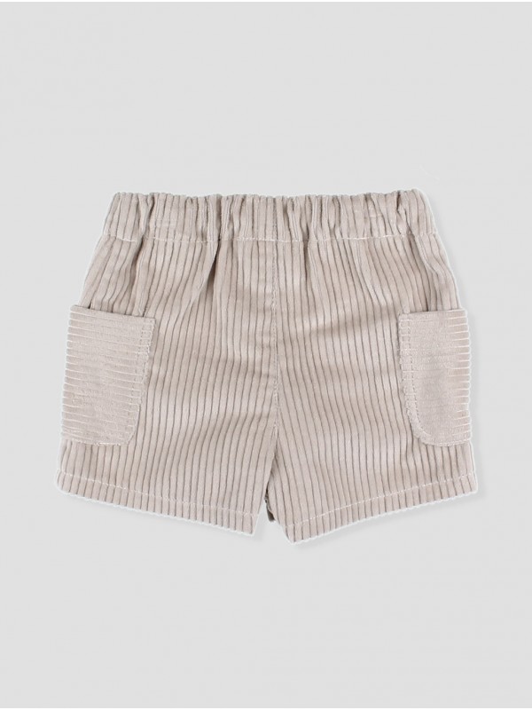 PANTALÓN CORTO PANA CON BOLSILLOS LATERALES CC. GOFRE