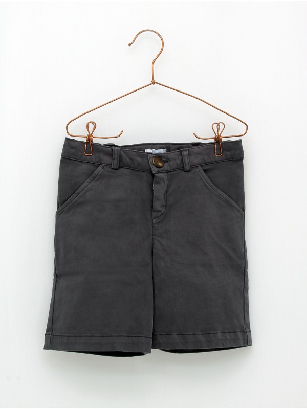 Pantalón corto