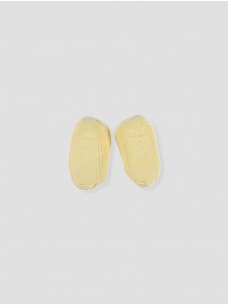 Knitted baby shoe