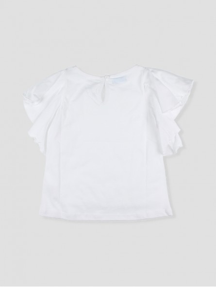 White t-shirt