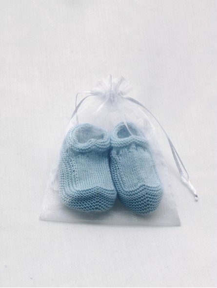 Knitted baby shoe