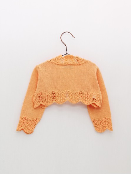 Chaqueta con ondas e calados