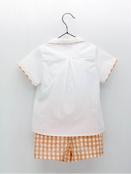 Nana shirt and shorts outfit