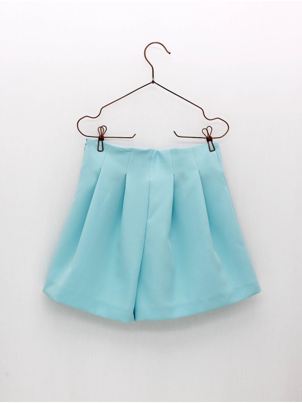 Short con pinzas