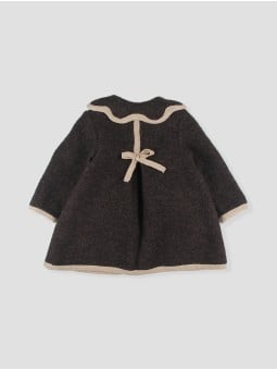 Casaco estilo austríaco para menina